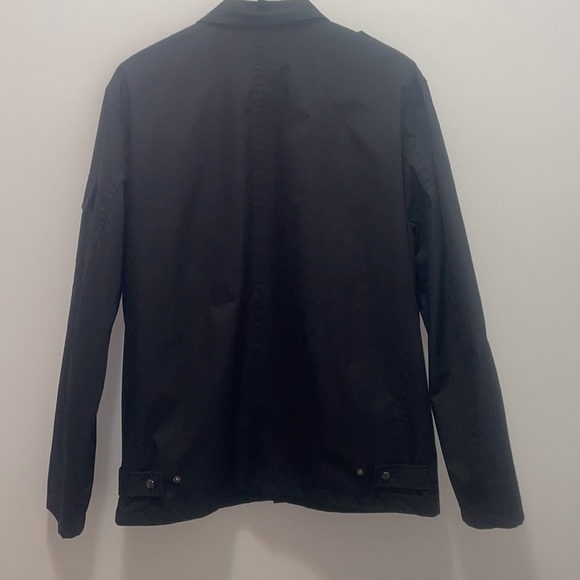 Almost new jacket! - Picture 2 of 6